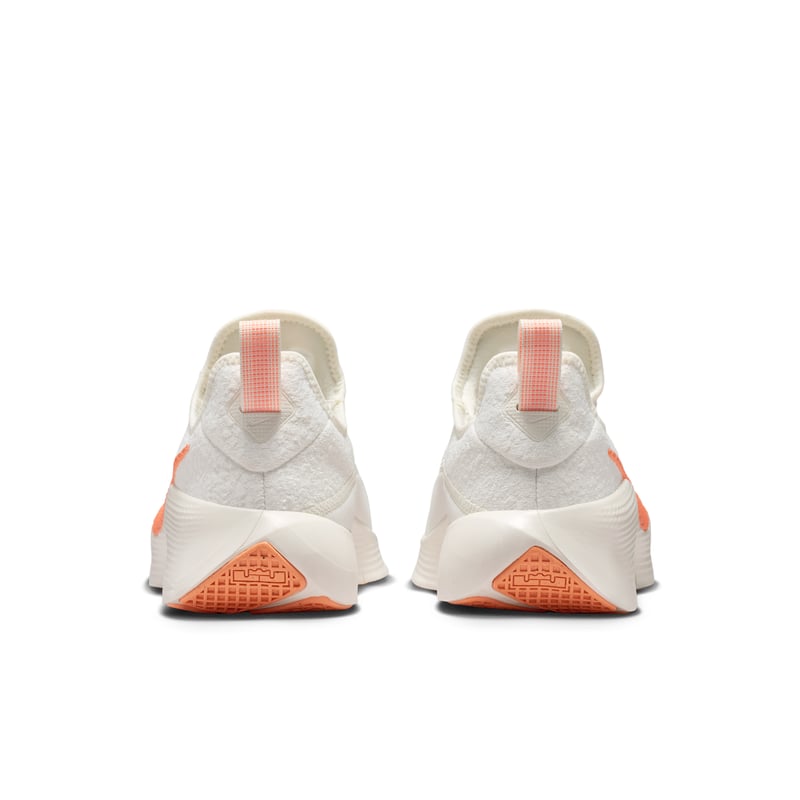 Nike LeBron TR1 FJ6151-102 06