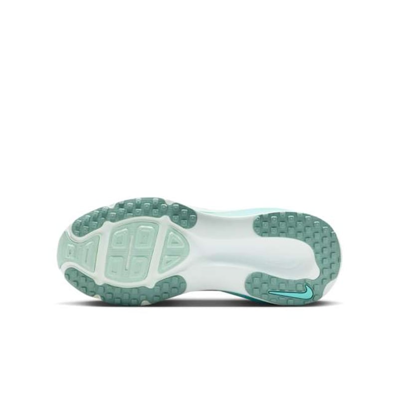 Nike Vomero 18 HQ2157-106 02