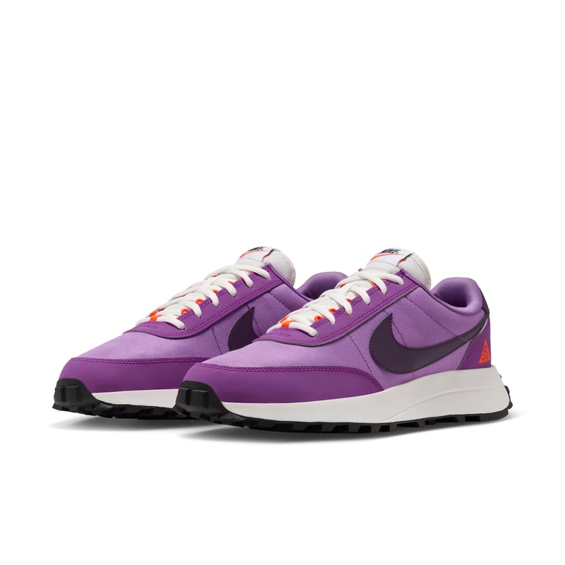 Nike ACG LDV trainers "Monarch Purple & Bold Berry" | Men | SportStyle | 05 | SPORTSHOWROOM