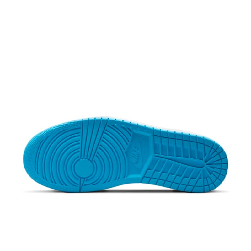 Jordan 1 Retro Low OG CZ0790-104 02