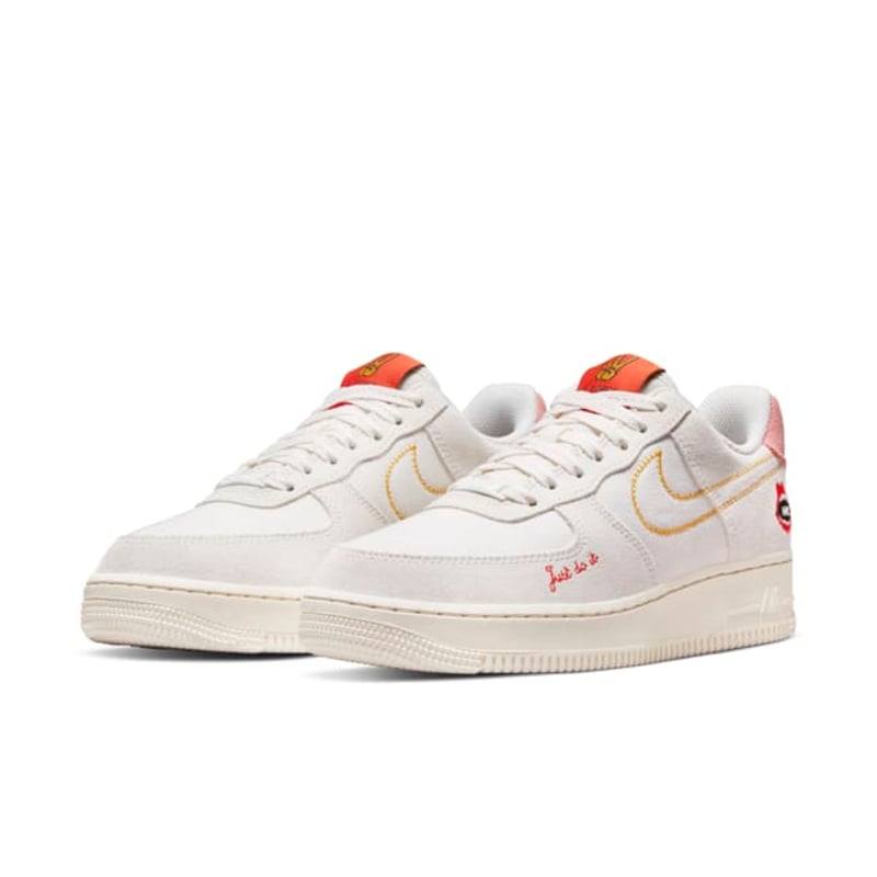 Nike Air Force 1 '07 DQ7656-100 05