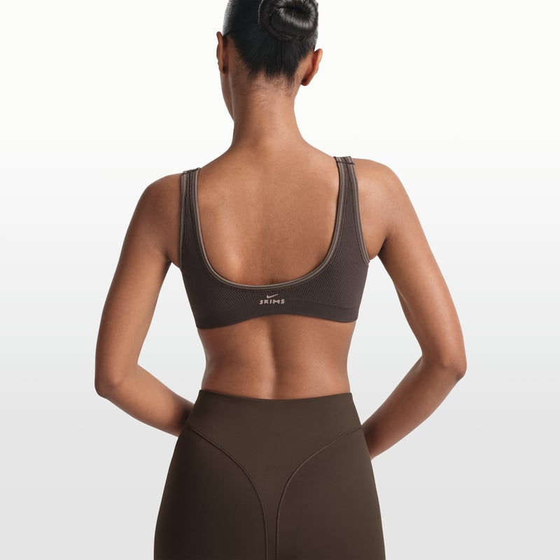 NikeSKIMS Ribbed Seamless IU8300-249 02