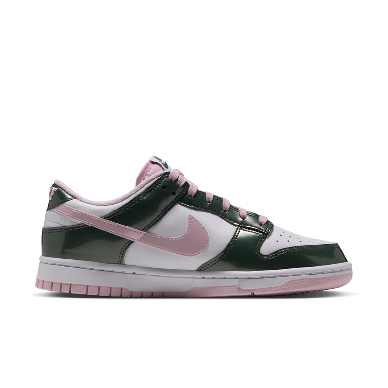 Zapatillas Nike Dunk Low SE "Camo Green & Pink Foam" | Mujer | Estilo deportivo | 03 | SPORTSHOWROOM