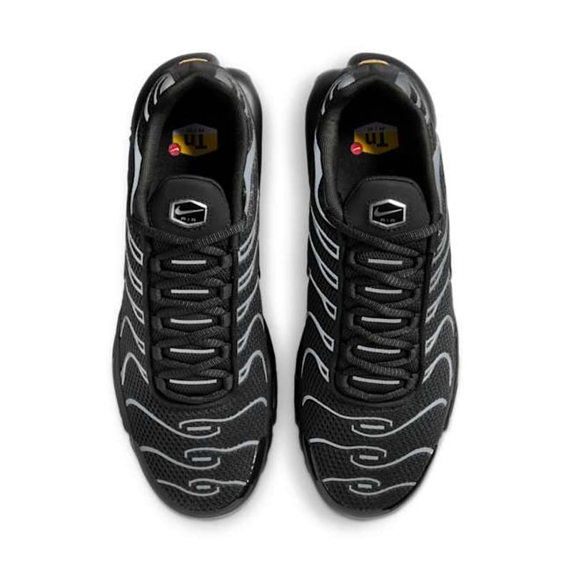 Nike Air Max Plus Premium HQ3029-001 04