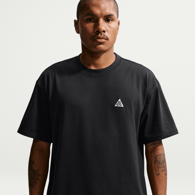 Nike ACG Short-Sleeve DC5356-010 01