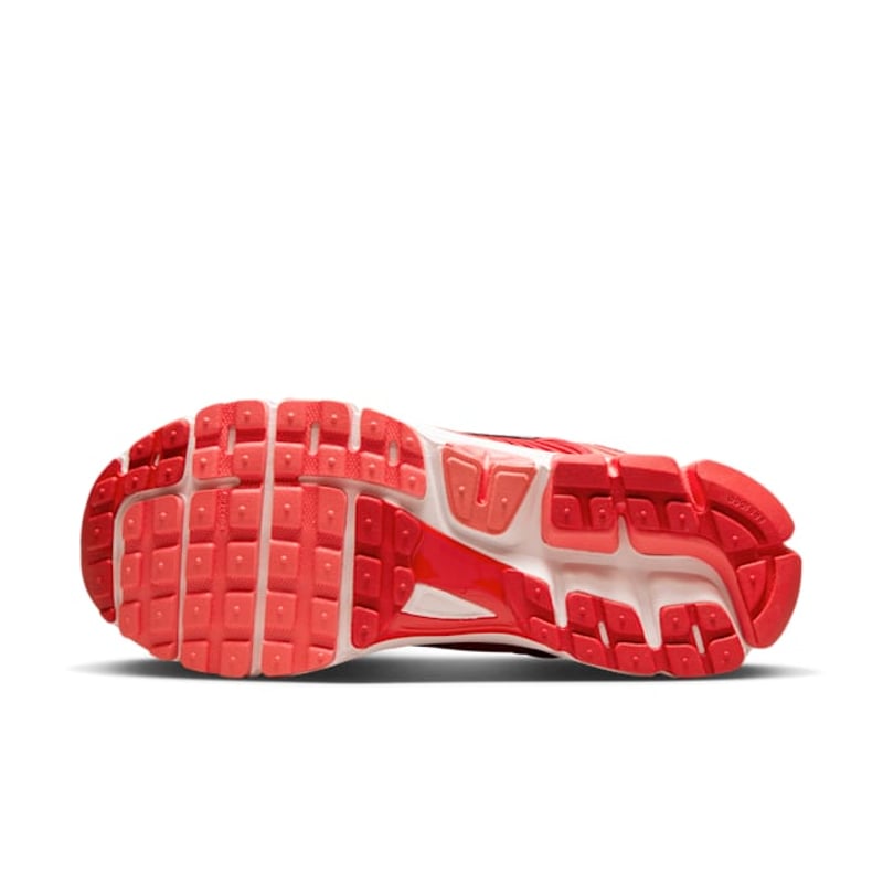 Nike Zoom Vomero 5 FN6833-657 02