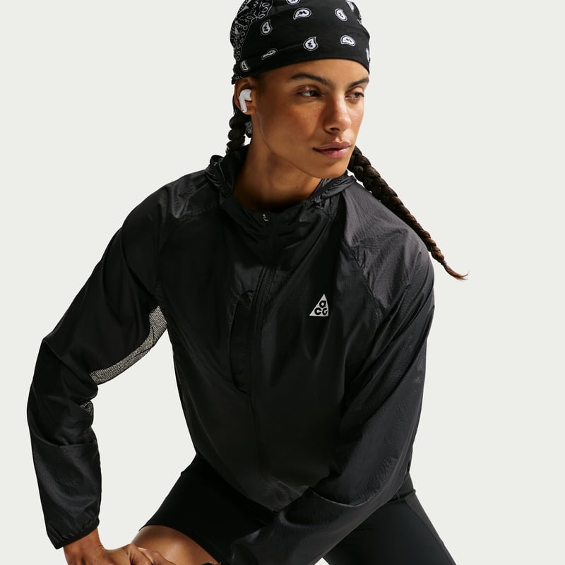Nike ACG 'Aireez' UV Protection Jacket "Black" | Women | Outdoor | 03 | SPORTSHOWROOM