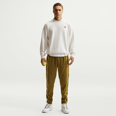 NikeCourt Heritage FZ6928-368 01