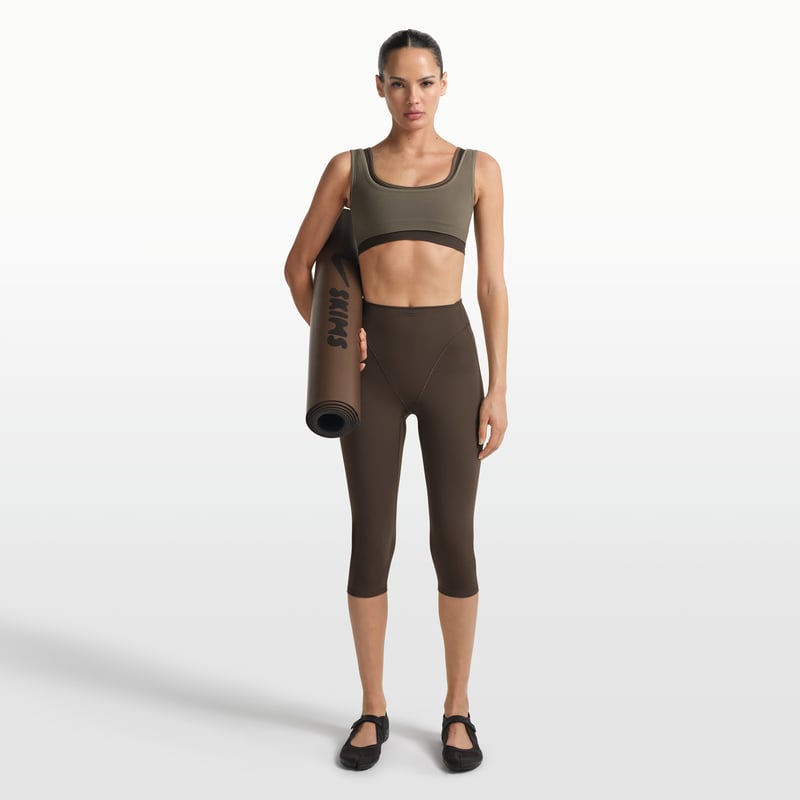 NikeSKIMS Ribbed Seamless IU8300-279 04