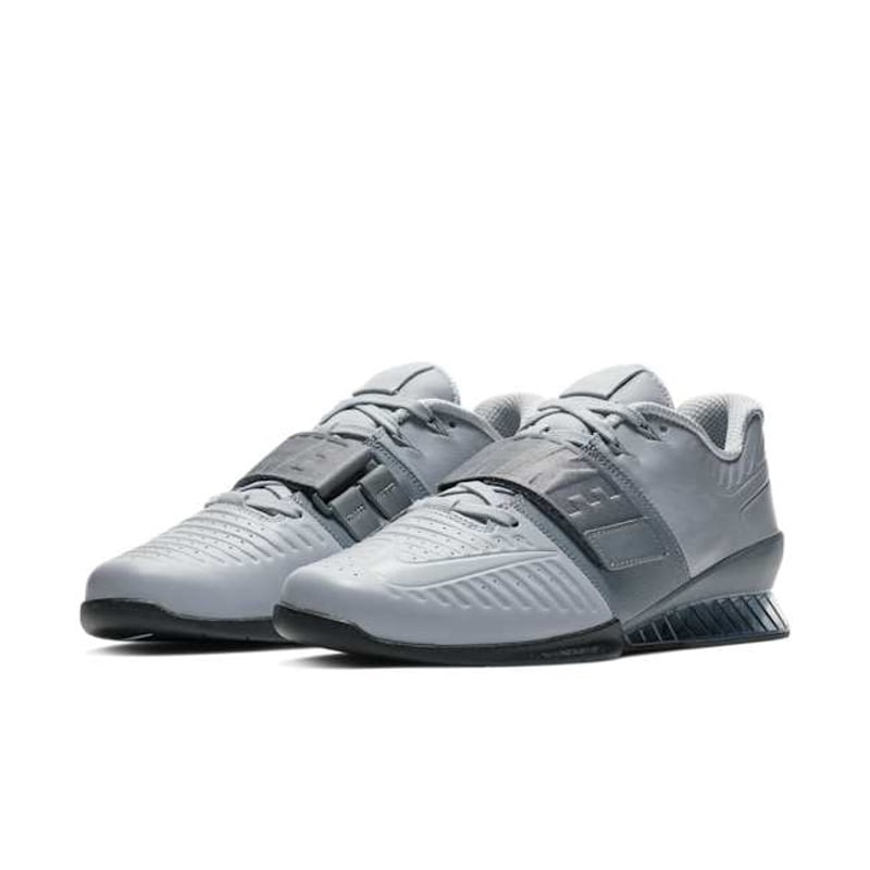 Nike Romaleos 3 XD AO7987-010 05