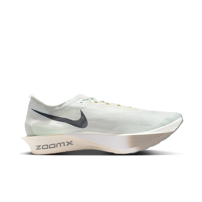 Nike Streakfly 2 hardloopschoenen "Spruce Aura & Ice Peach" | Heren | Hardlopen | 03 | SPORTSHOWROOM