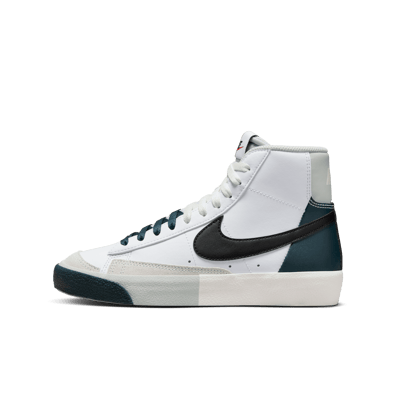 Nike Blazer Mid '77 SE FN6937-101