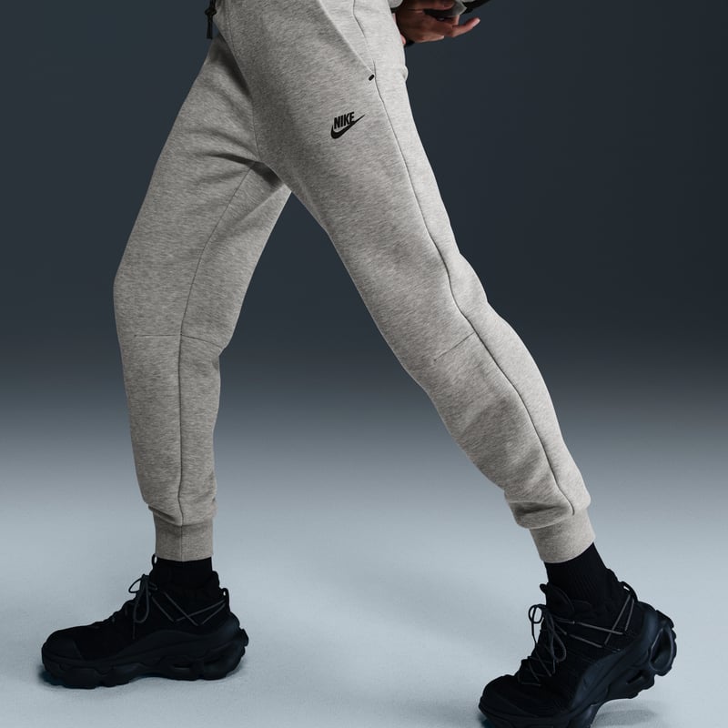Nike Tech Fleece Mid-Rise HV6779-063 02