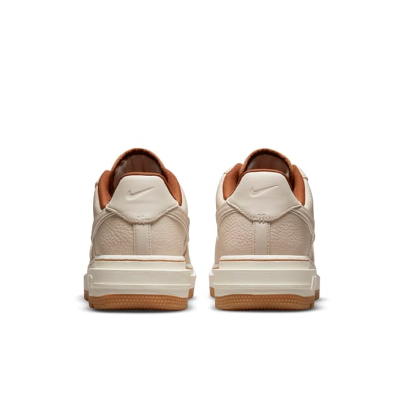 Nike Air Force 1 Luxe DB4109-200 06