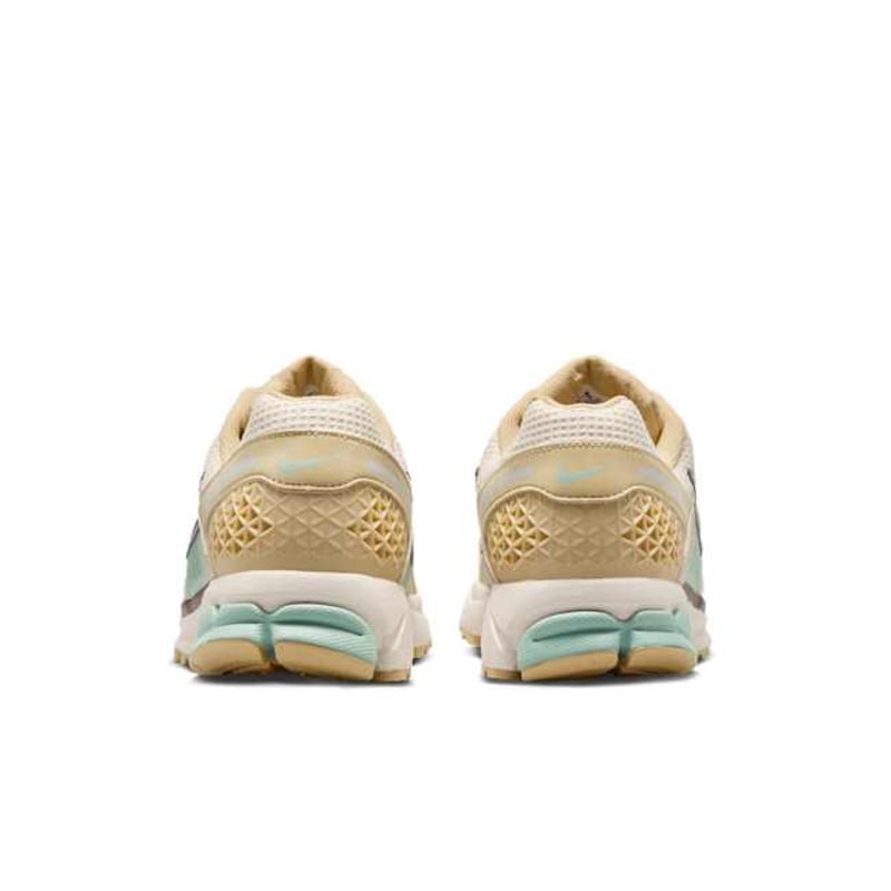 Nike Zoom Vomero 5 IB2987-700 06