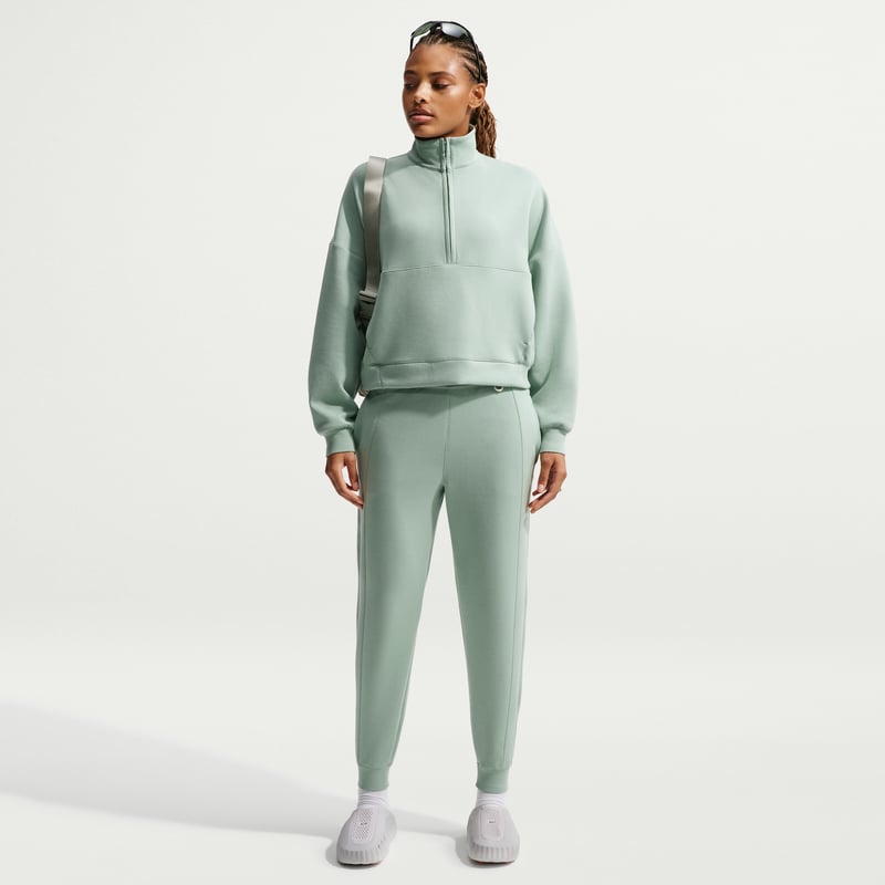 Nike 24.7 ImpossiblySoft Dri-FIT Oversized HQ8188-006 04