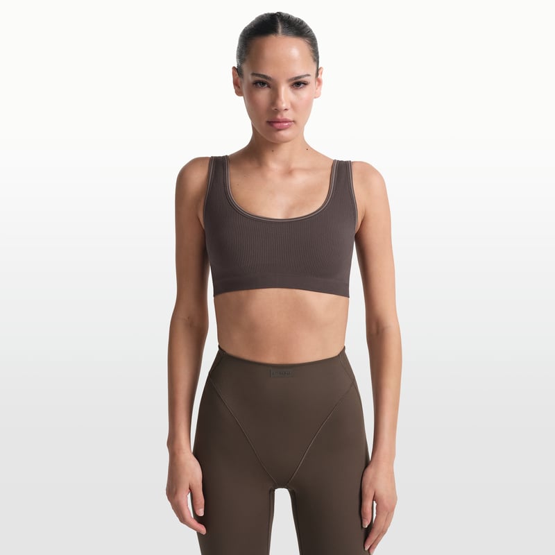 NikeSKIMS Ribbed Seamless IU8302-249 01