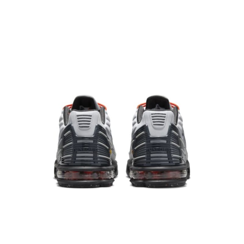 Nike Air Max Plus 3 DM2560-001 06