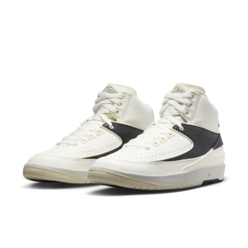 Jordan 2 Retro DX4400-100 04