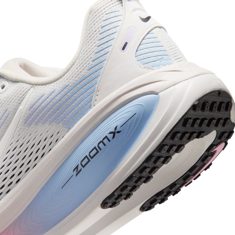 Nike Vomero 18 IR2985-121 08