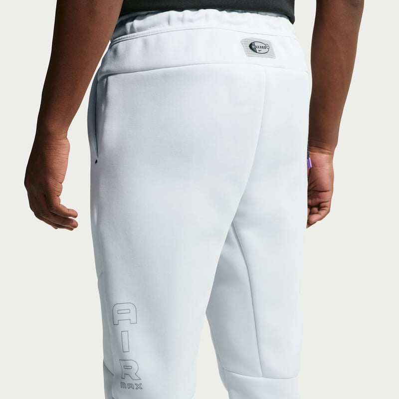 Nike Tech Fleece IQ1012-107 03
