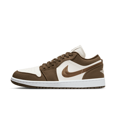 Jordan 1 Low SE DV0426-301