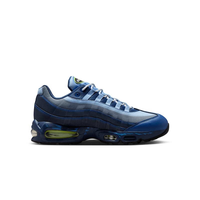 Nike Air Max 95 x Yu-Gi-Oh! II7404-400 03