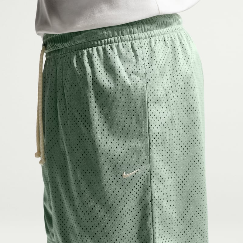 Nike Standard Issue Practice Mesh 5" IF1587-006 02