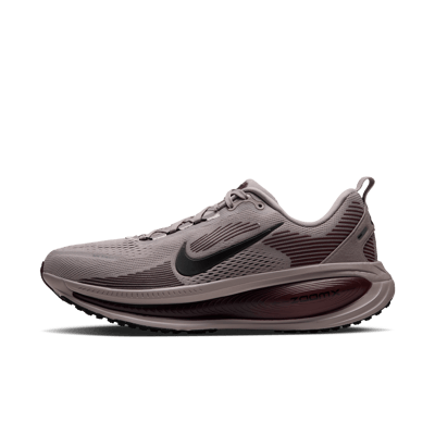 Nike Vomero 18 løbesko "College Grey & Light Boulder" | Herre | Løb | 01 | SPORTSHOWROOM