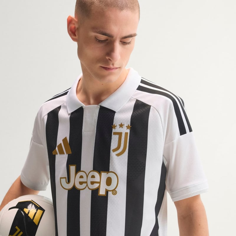 adidas Juventus 2026/27 Home Authentic KC2282 01