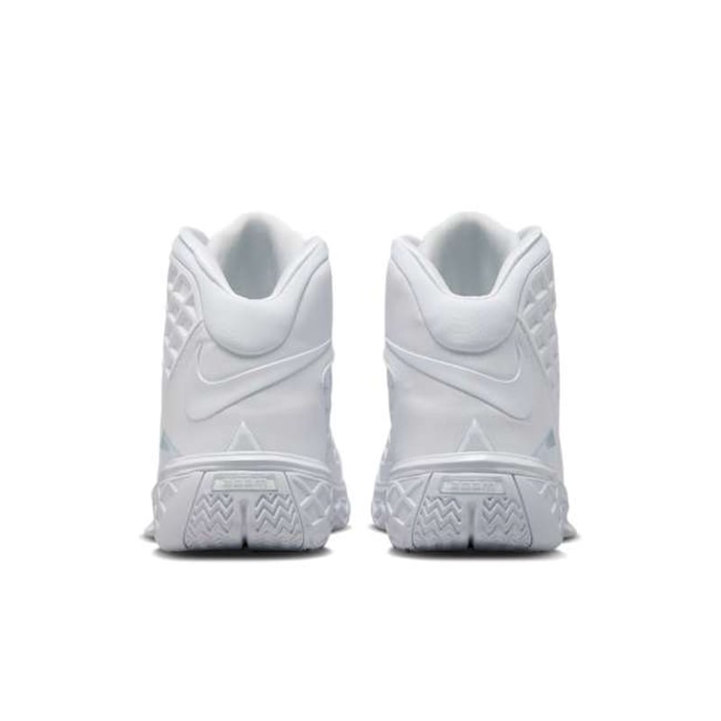 Nike Kobe 3 Protro HM4351-100 06
