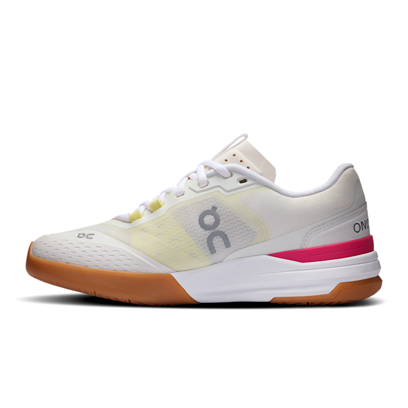 On THE ROGER Advantage Pro 3WF10182923 04