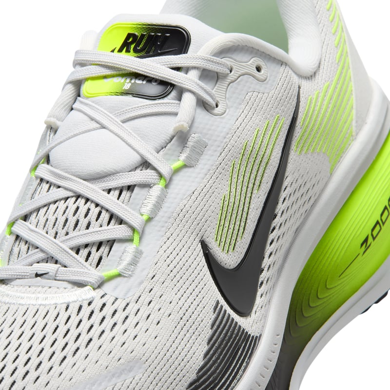 Nike Vomero 18 juoksukengät "Photon Dust & Volt" | Miehet | Juoksu | 06 | SPORTSHOWROOM