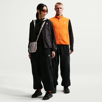 Nike ACG "Wolf Tree" Plus Fleece Byxor "Black" | Män | | 01 | SPORTSHOWROOM
