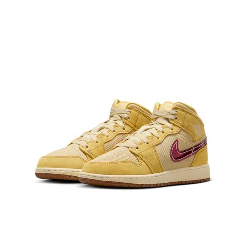 Jordan 1 Mid SE IB7405-700 05