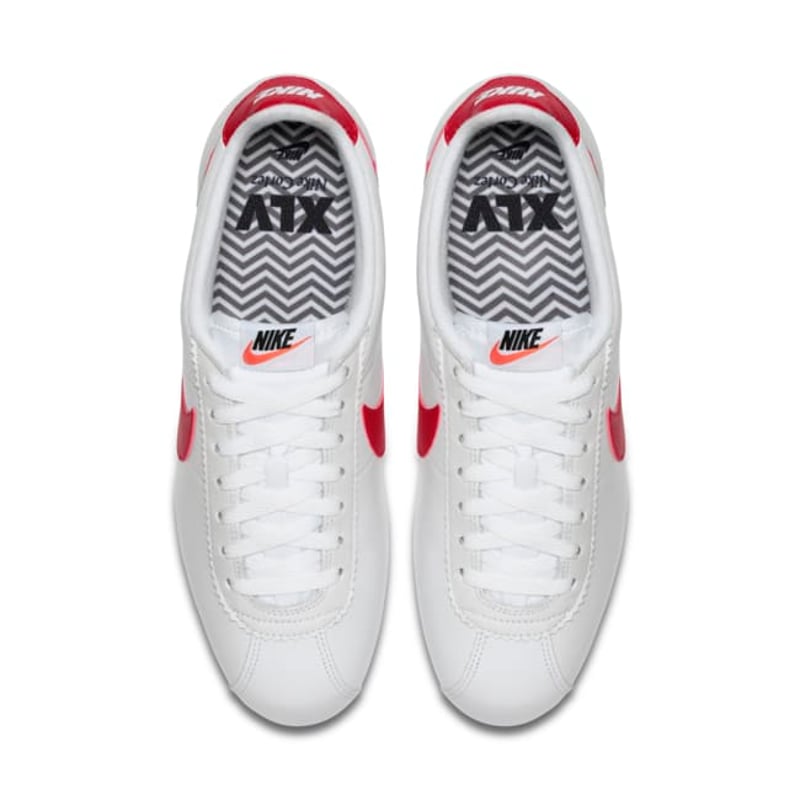 Nike Classic Cortez SE 902801-100 04