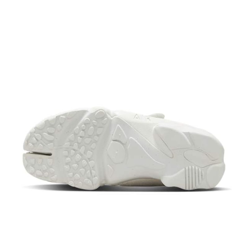 Nike Air Rift HQ1474-001 02