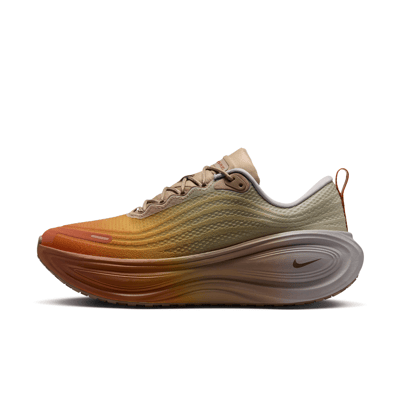 Buty do biegania Nike Vomero Plus "Cheat Day" | Mezczyzni | Bieganie | 01 | SPORTSHOWROOM
