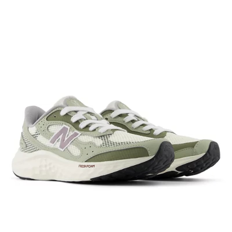 Tekaški copati New Balance Fresh Foam Arishi v4 Tiralux "Sea Salt & Olivine" | Ženske | Tek | 02 | SPORTSHOWROOM