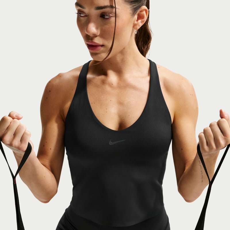 Nike Universa Medium-Support IF0950-010 03
