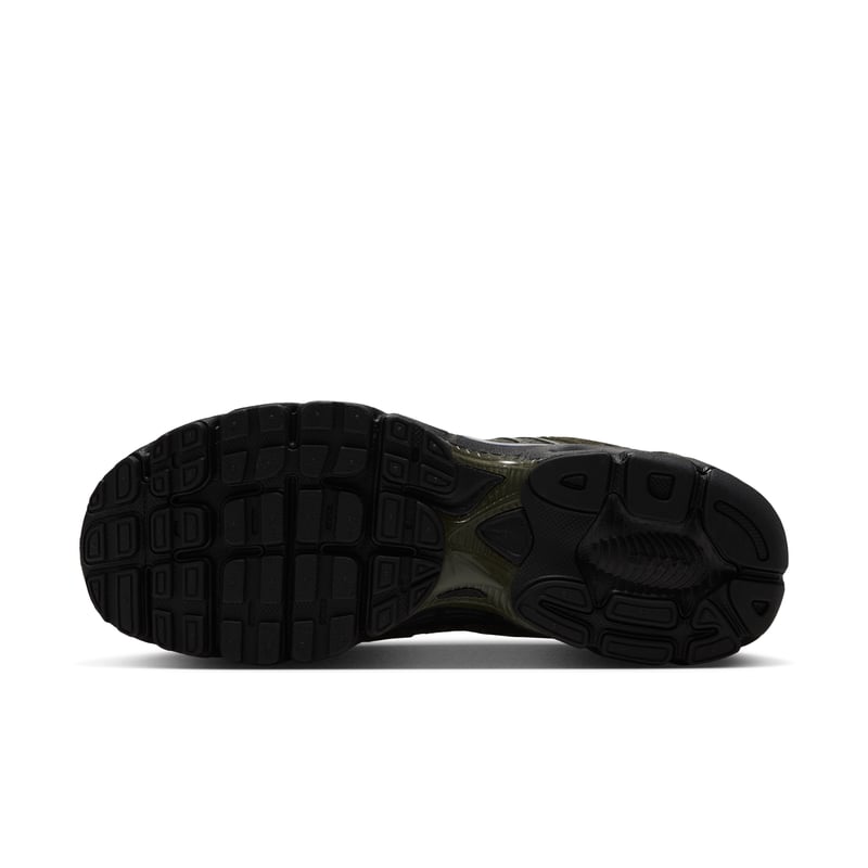 Обувки Nike Air Max Moto 2K Suede "Medium Olive & Black" | Мъже | Sportstyle | 02 | SPORTSHOWROOM