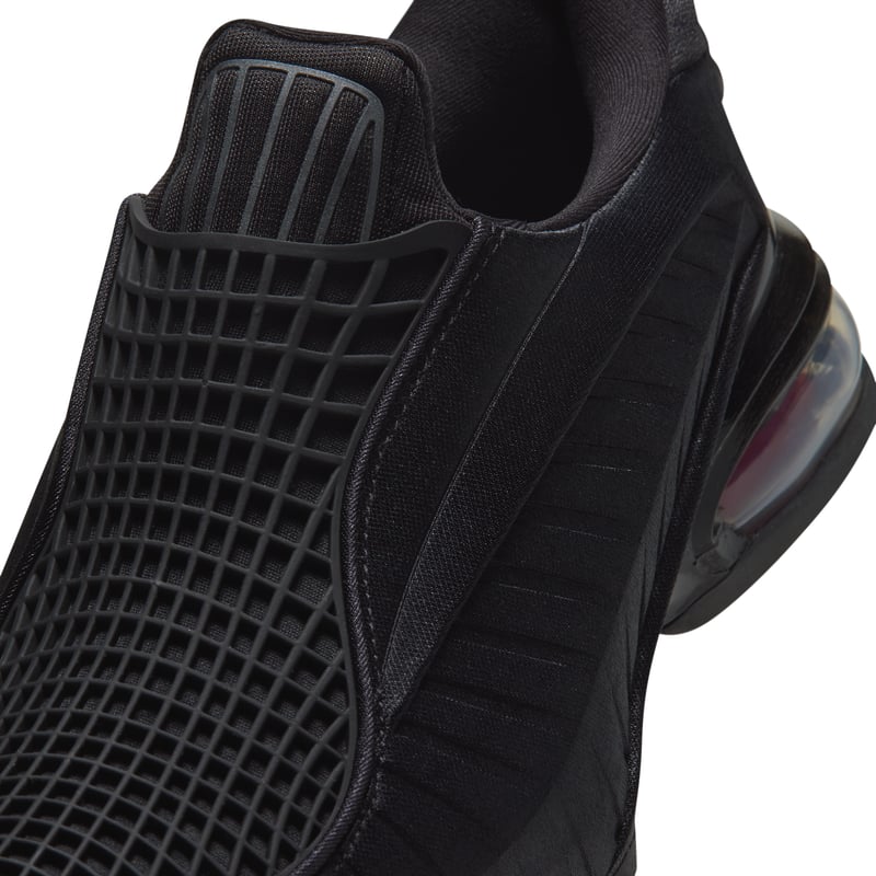 Nike Air Max Dolce Sneaker "Black & Sport Red" | Damen | Sportstyle | 07 | SPORTSHOWROOM