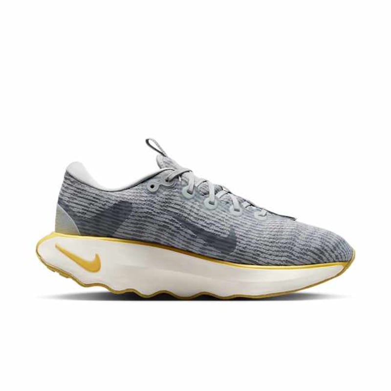 Nike Motiva DV1237-005 03