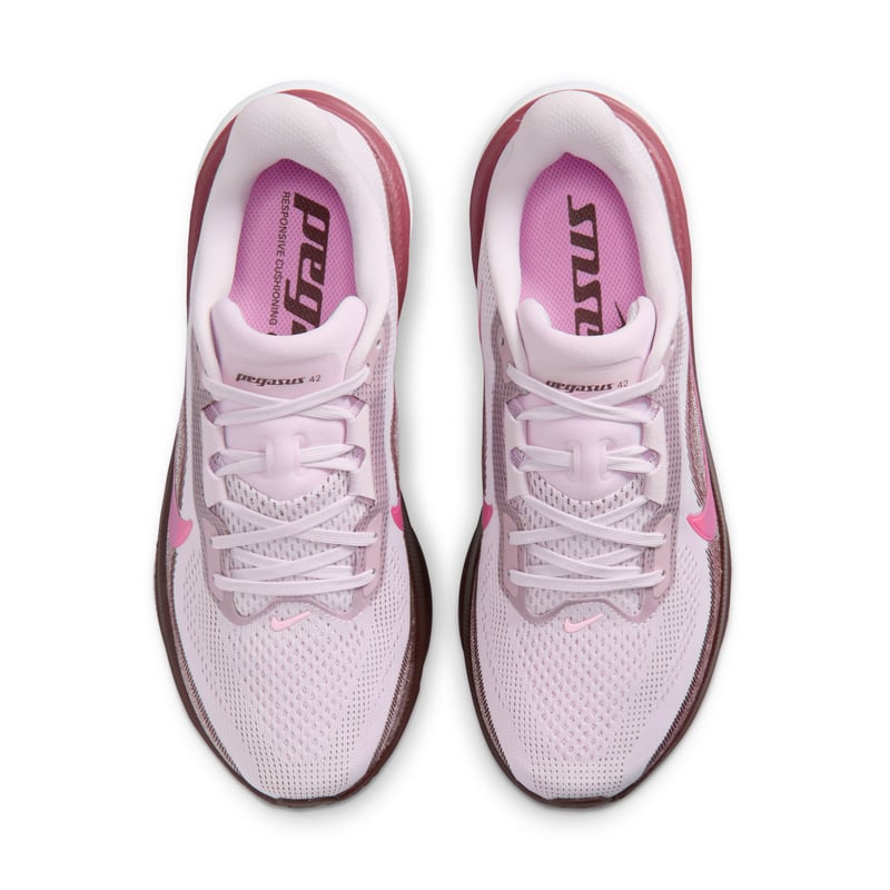Nike Pegasus 42 hardloopschoenen "Bleached Lilac & Mystic Dates" | Dames | Hardlopen | 04 | SPORTSHOWROOM