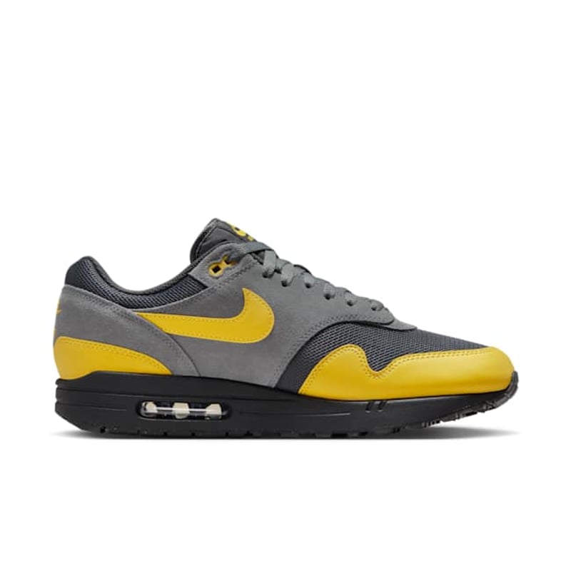 Nike Air Max 1 Essential FZ5808-014 03