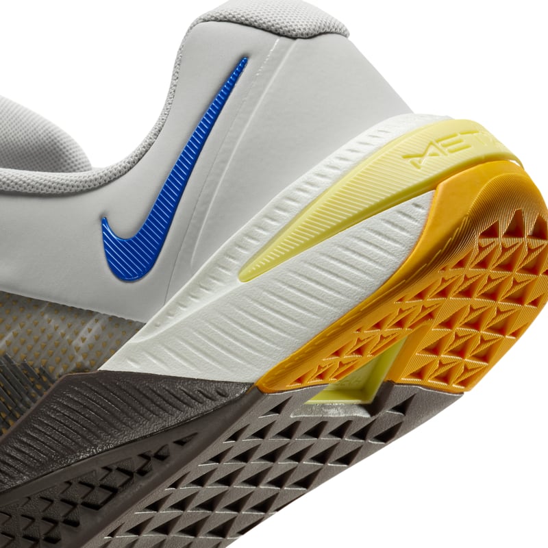 Nike Metcon 10 AMP HQ2615-001 08