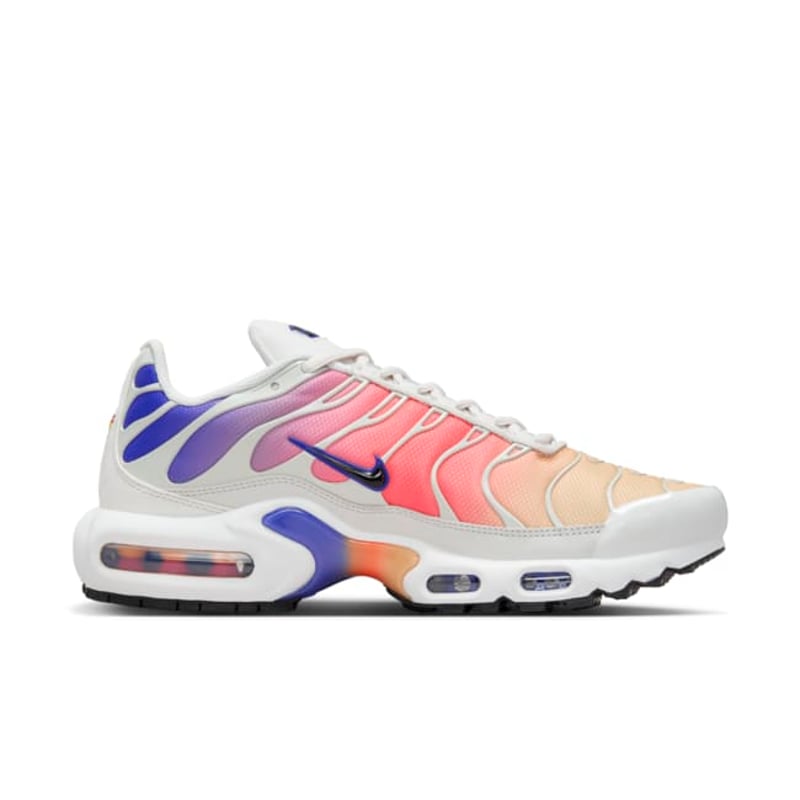 Nike Air Max Plus DZ3670-003 03