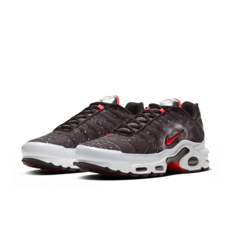 Nike Air Max Plus CW6019-001 05
