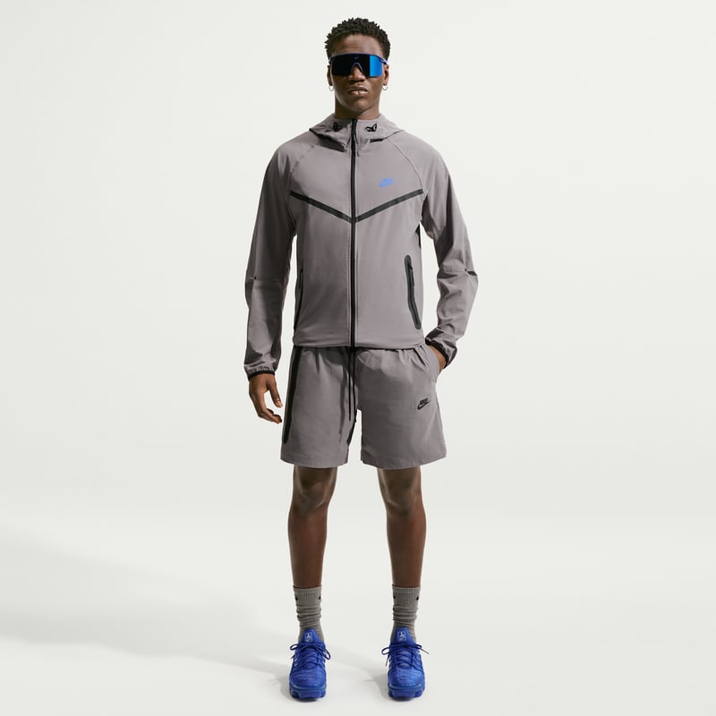 Nike Tech Woven HQ0470-015 01