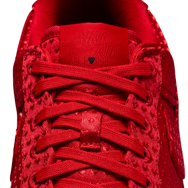 Zapatillas Nike Air Force 1 Retro "Valentine's Day" | Hombre | Estilo deportivo | 09 | SPORTSHOWROOM